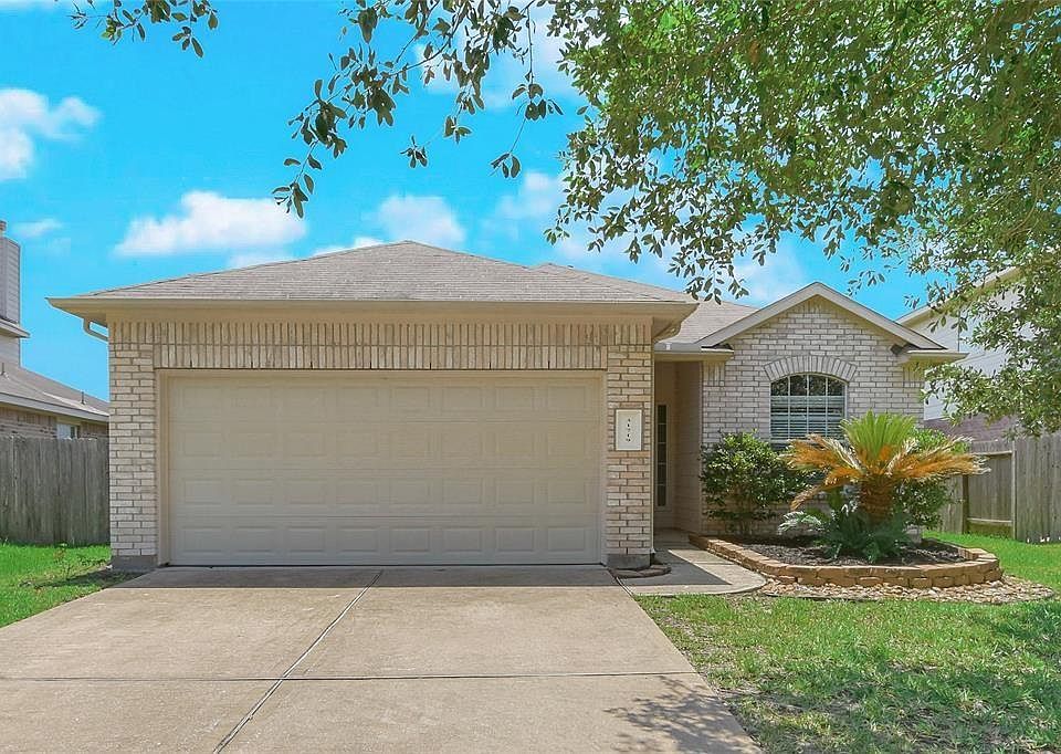 1st image of 31719 Cattail Park Ct