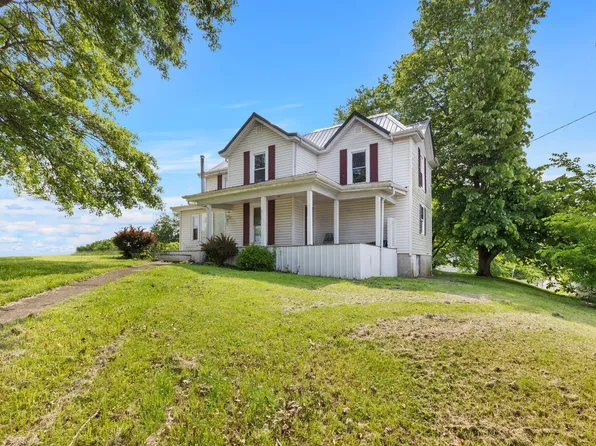 97 W Walnut St, Mount Olivet, KY 41064