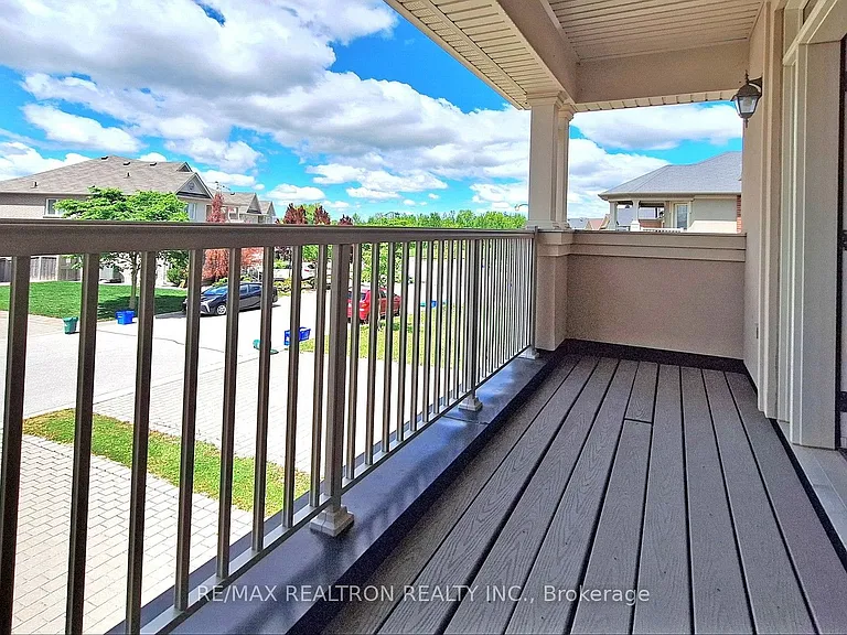 7 Military Ct — Photo 43