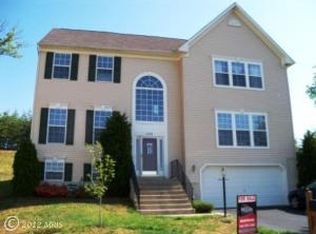 3700 Katie Pl, Triangle, VA 22172