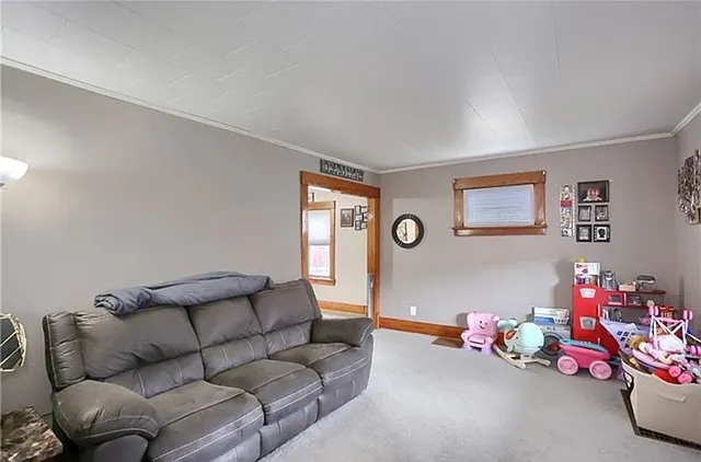 543 Wengler Ave — Photo 12