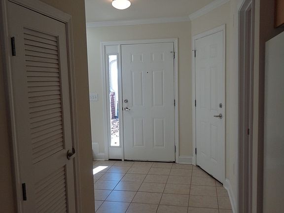 2nd image of 802 Majestic Dr