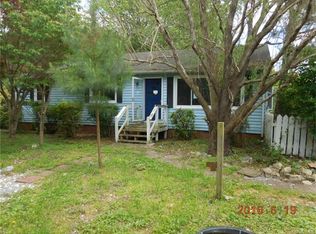 60 Gordon Ln, Warsaw, VA 22572