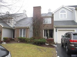7 Jesse Ct, Montville, NJ 07045