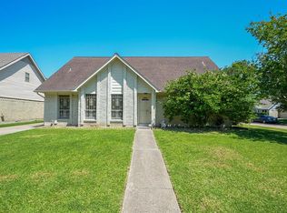 7602 Southmeadow Dr, Houston, TX 77071