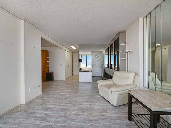 4th image of 3111 Ocean Pkwy APT 11C
