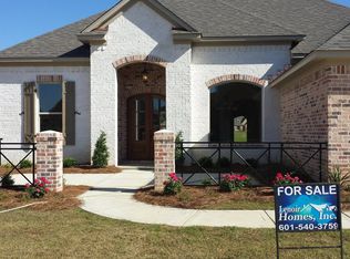 329 Gladeview Pl, Brandon, MS 39047