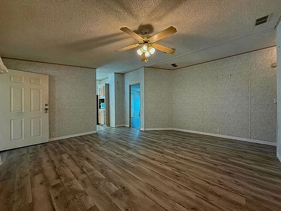 3rd image of 5641 Columbia Dr #5641