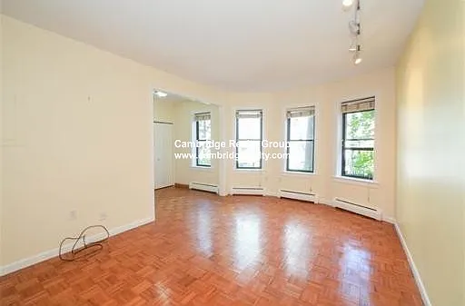12 Prince St #2T — Photo 1