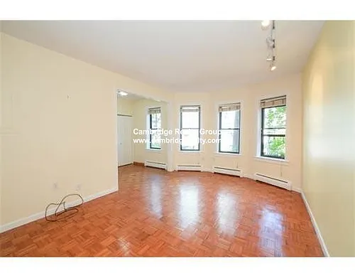 12 Prince St Photo 1