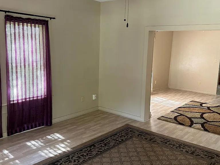 507 Magnolia St — Photo 5