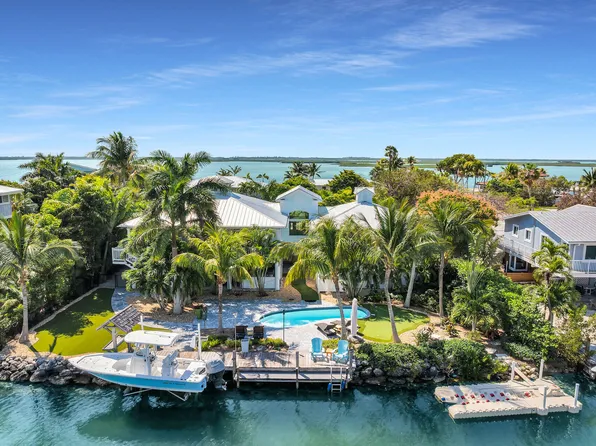 16843 E Point Dr, Sugarloaf Key, FL 33042