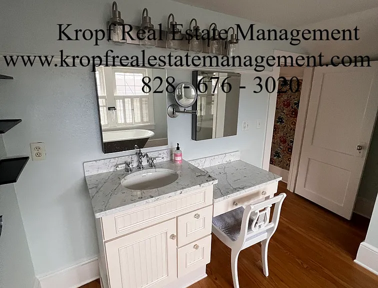 138 Murdock Ave — Photo 24