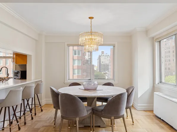 200 East 78th Street image 4 of 10