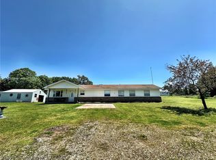 460351 E 1000th Rd, Sallisaw, OK 74955