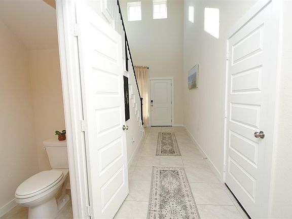 3rd image of 7143 Clearwater Cove Dr
