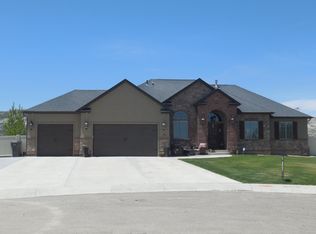 33 Fairway Dr, Rock Springs, WY 82901