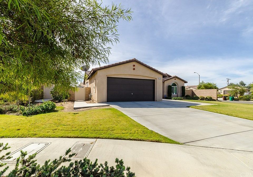 1st image of 27247 Bella Terra Ct