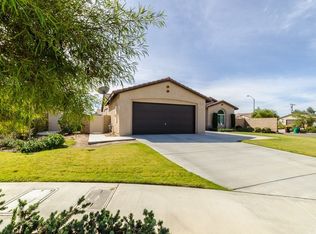 27247 Bella Terra Ct, Highland, CA 92346