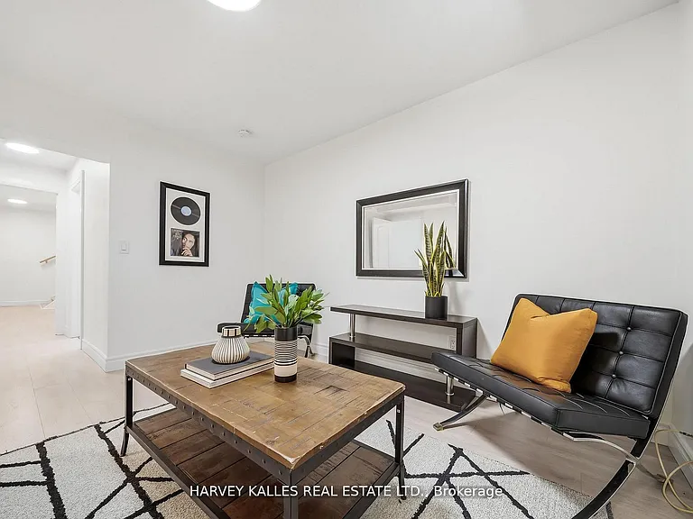 568 Northcliffe Blvd — Photo 28