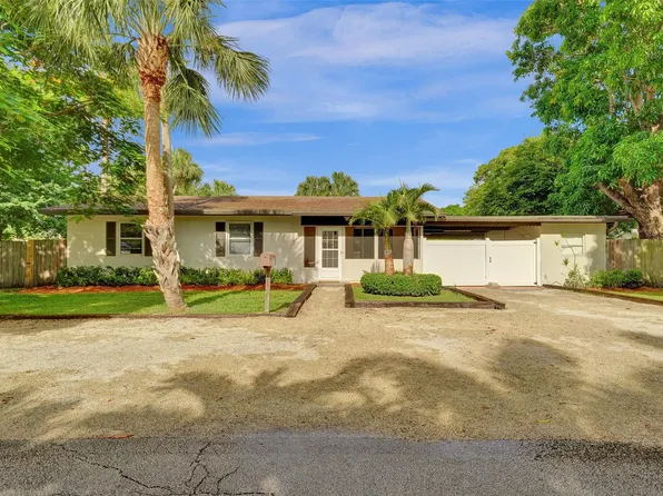 2401 NW 3rd Avenue, Wilton Manors, FL 33311