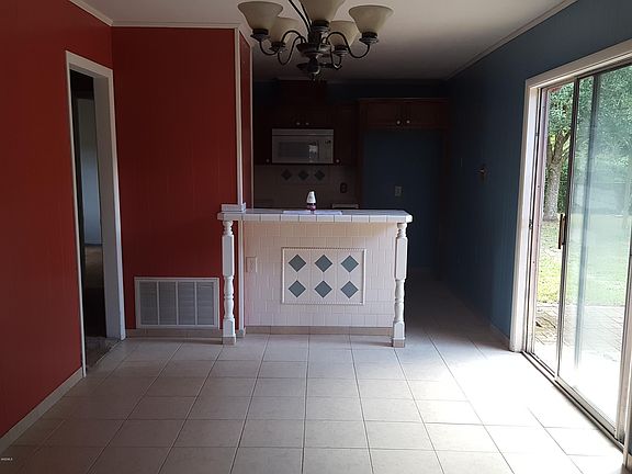 3rd image of 4517 Pimlico St