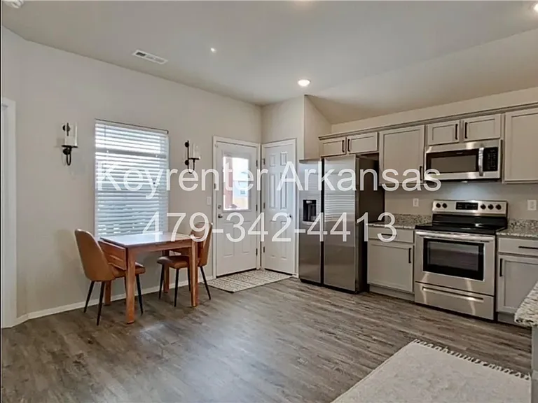 2983 W Azurite St — Photo 5