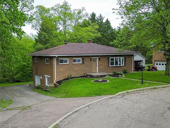 2nd image of 183 Meadow Rd
