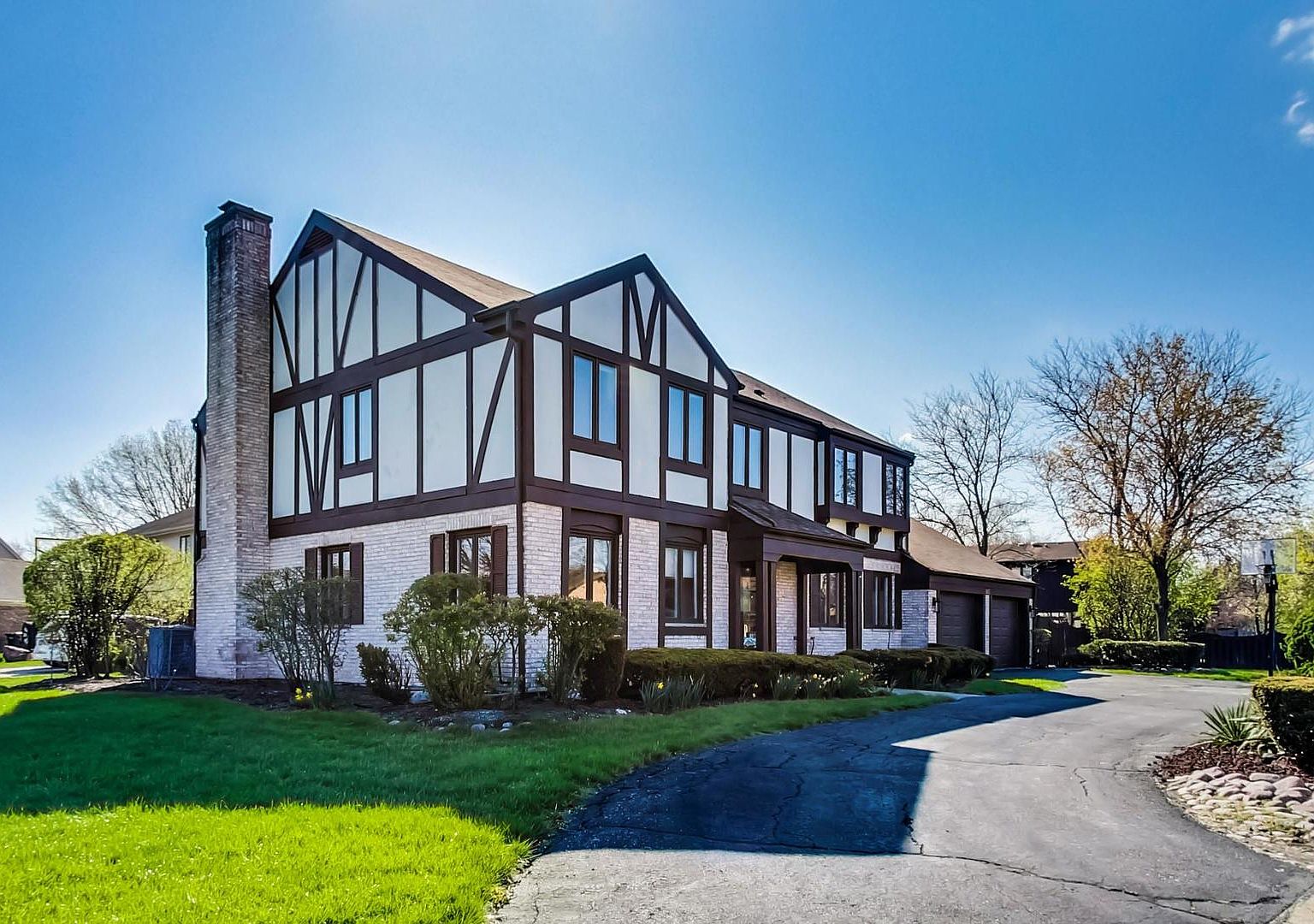 1445 Juli Lyn Ln, Northbrook, IL 60062 Zillow