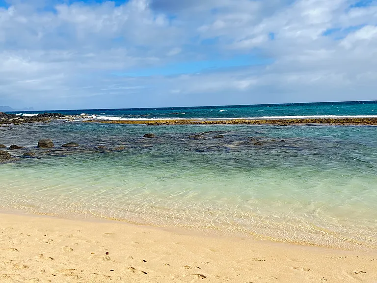 Walking distance to Baby Beach