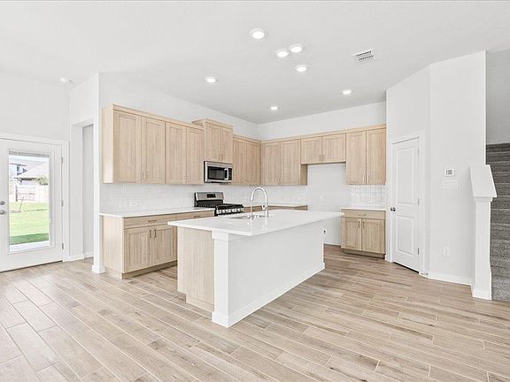 6th image of this home