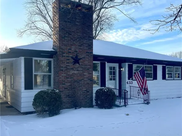 433 N Elm St, Edgerton, OH 43517