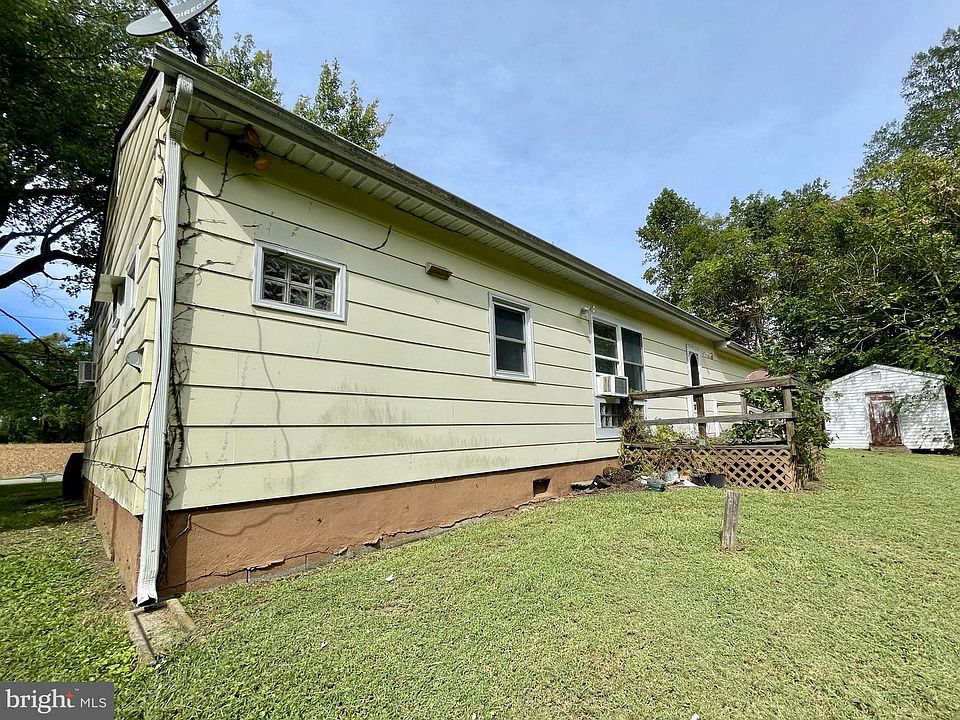 2nd image of 2838 Zacata Rd