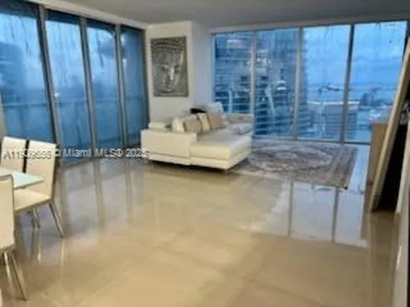 465 Brickell Ave APT 5402, Miami, FL 33131
