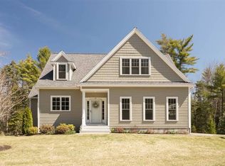 37 Sycamore Ln, Kennebunk, ME 04043