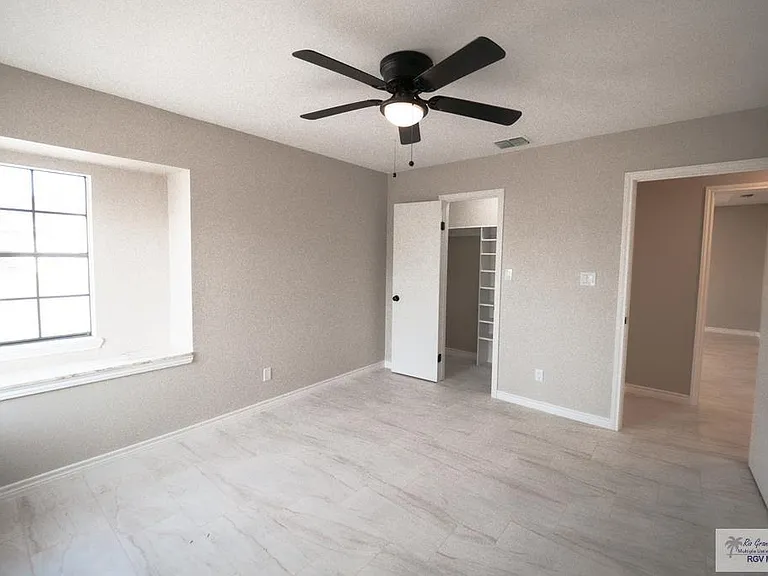 23919 Ellie Ln — Photo 23