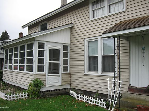 5th image of 85 Church St
