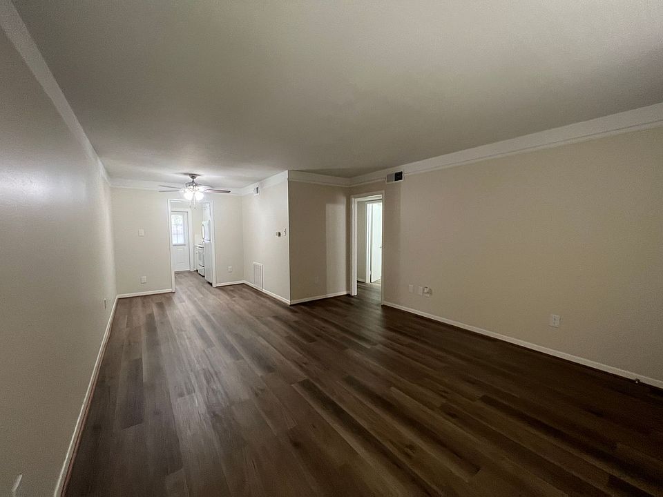 WILBS 500 Willow Dr Lake Jackson TX Zillow