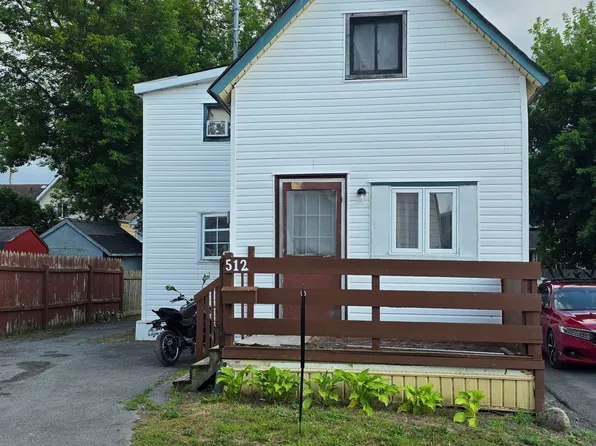 512 1st St W, Cornwall, ON K6J 1E1