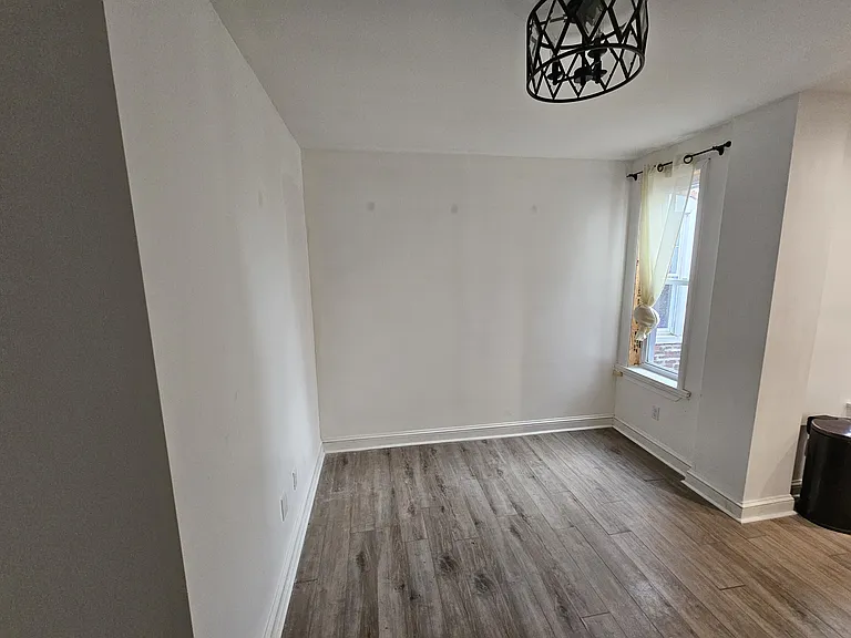 617 E Locust Ave #3 — Photo 10