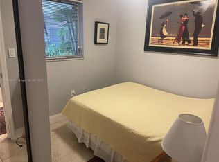 1120 99th St APT 106, Bay Harbor Islands, FL 33154