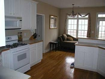 4th image of 275 Brights Way