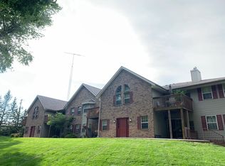 170 W Pioneer Rd APT 201, Fond Du Lac, WI 54935