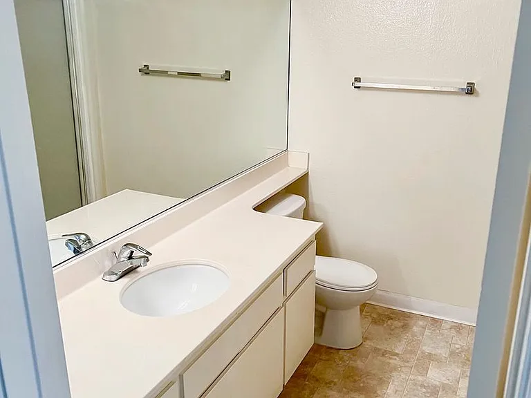 15222 Magnolia Blvd — Photo 4