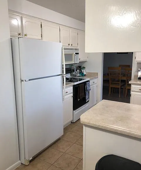 831 E 5750 S — Photo 32