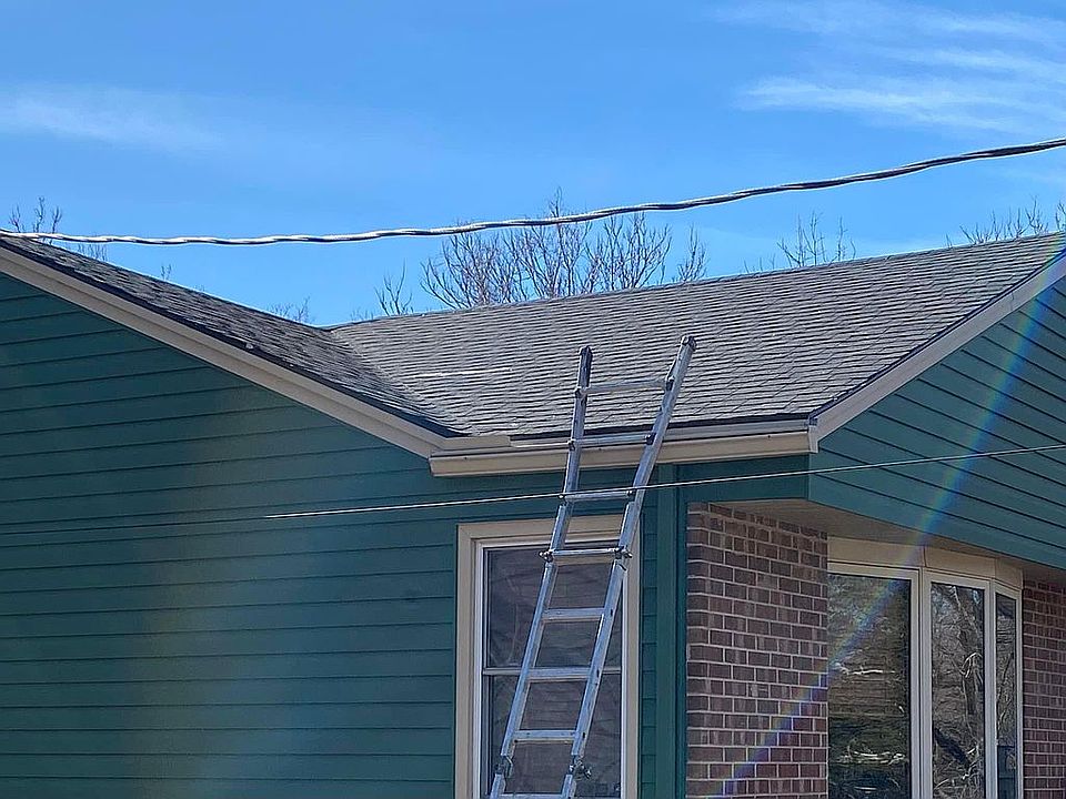 2nd image of 3165 W 45th Ave