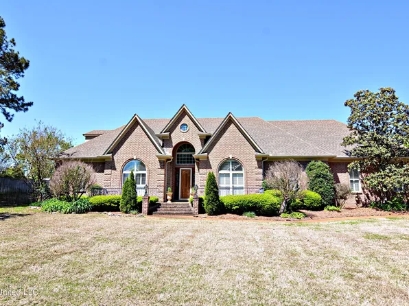 1770 Country Club Rd, Senatobia, MS 38668