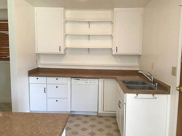 3832 Natoma Way — Photo 2