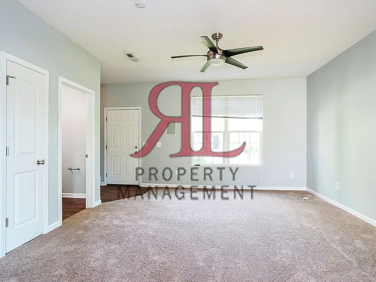 5845 Marble Creek St — Photo 12