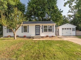 12 Trowbridge Ct, Ann Arbor, MI 48108